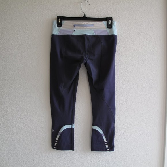 LULULEMON Run Crop Inspire Midnight Blue and Paste - Picture 6 of 8